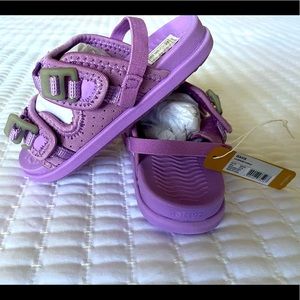 NIB Purple Native Toddler Sandals size 9